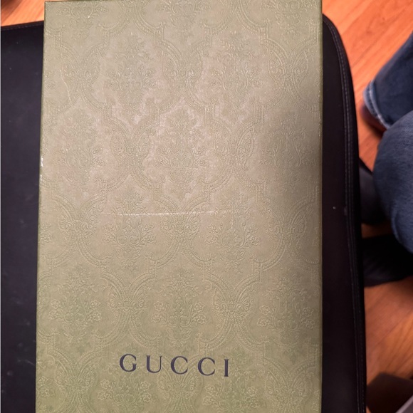 Gucci lug sole loafers 38.5. Never worn - Picture 9 of 9